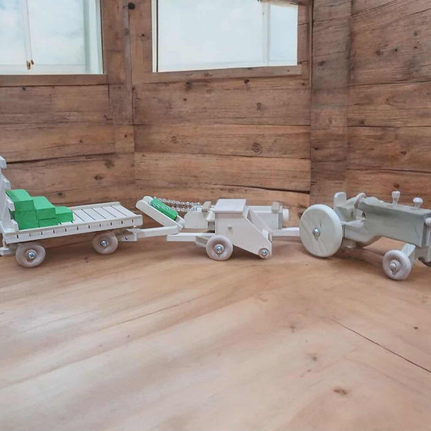 Wooden Toy Baling Set