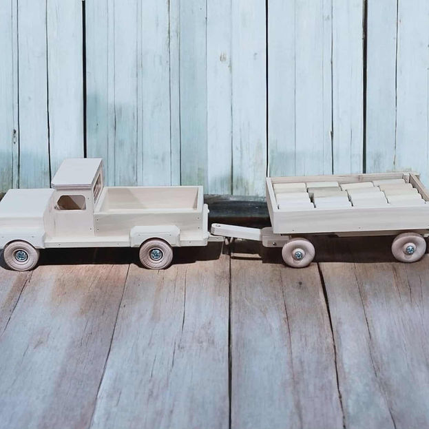 Dump Wagon And Pick Up Truck Set
